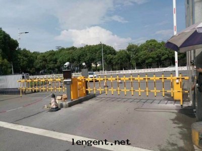 停車场(chǎng)管(guǎn)理(lǐ)系(xì)統